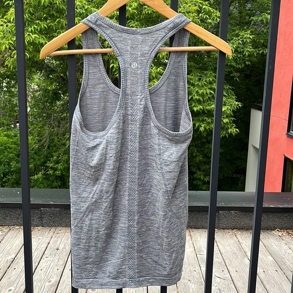 Lululemon Swiftly Tech Racerback Tank - Picture 4 of 5
